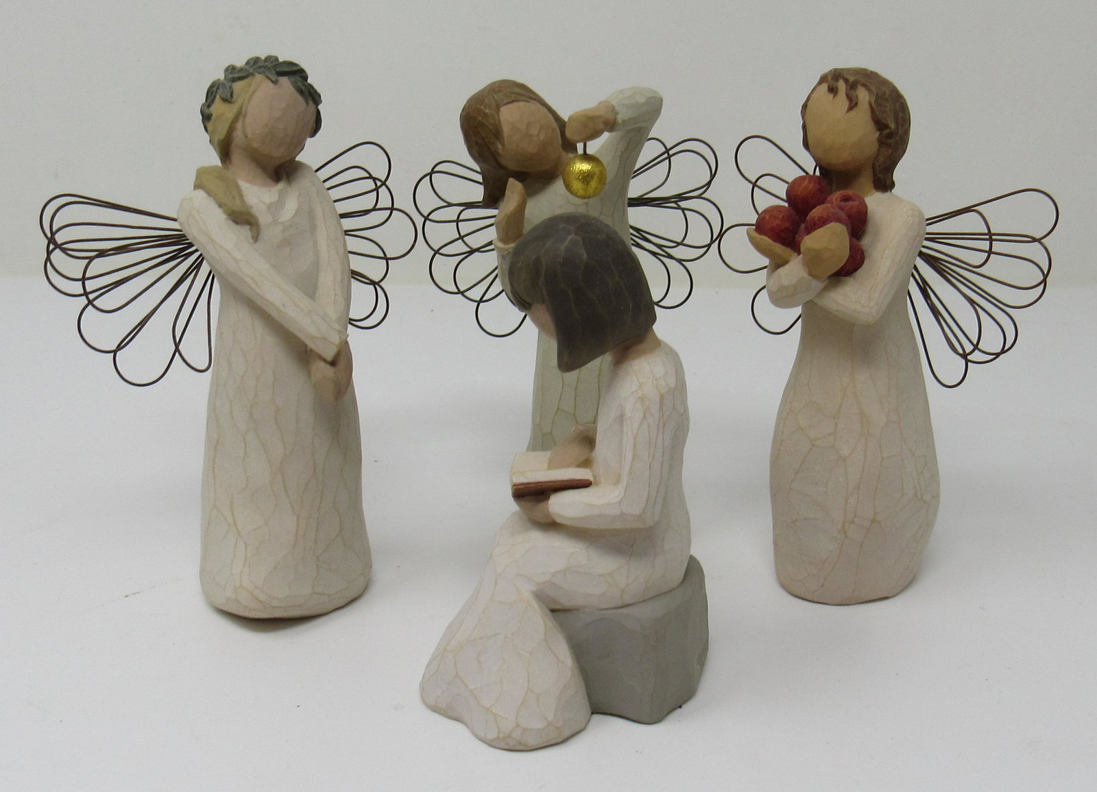 4 Willow Tree Figures: Tallest is approx 5 1/2" tall