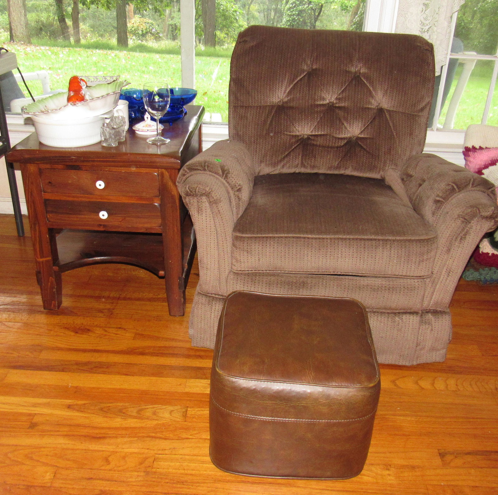 Pine End Table Ottoman & Misc Damaged Glassware: Getting all pictured. Table is approx 20" x 26" x 22 1/2" tall.
