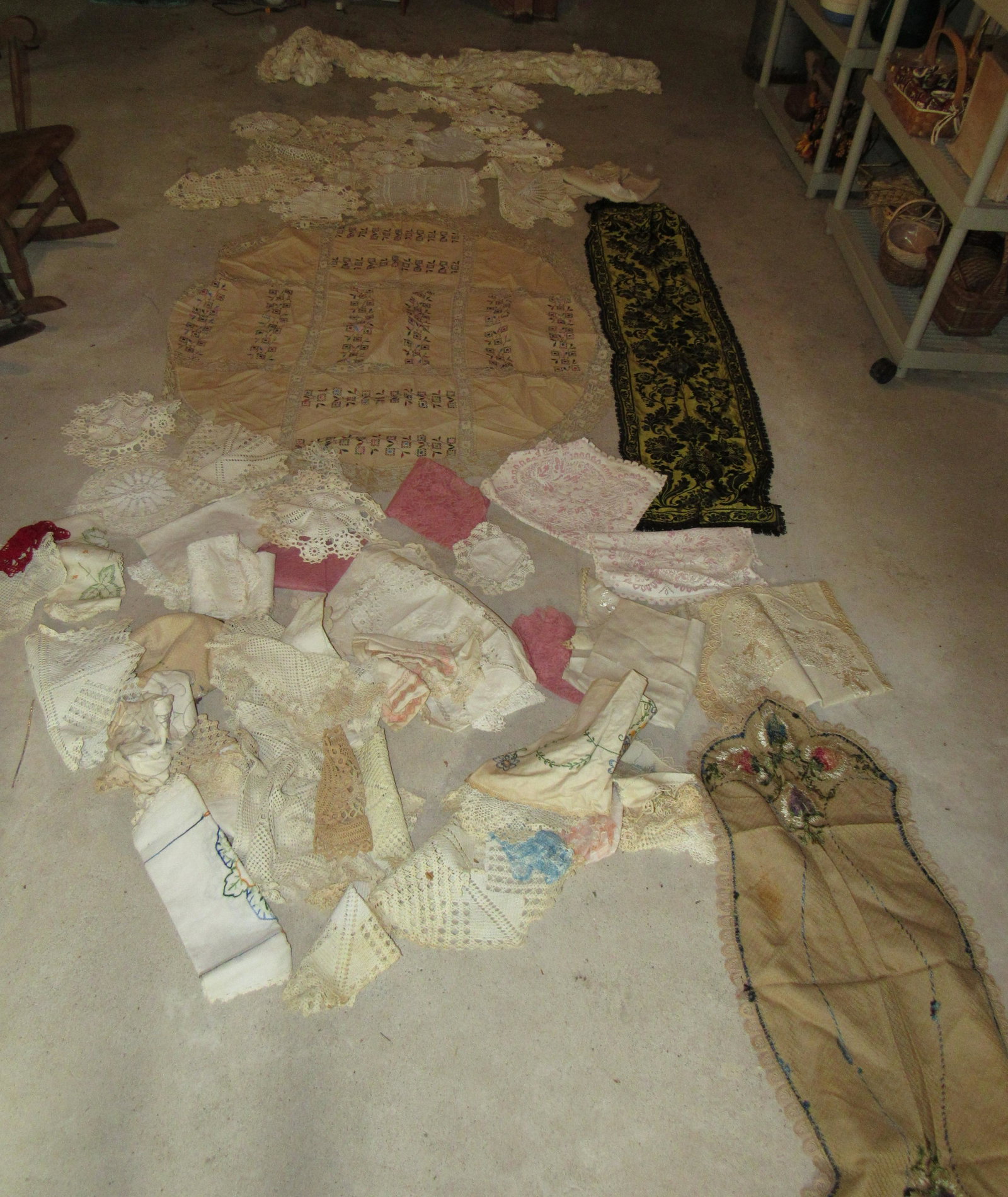 Large Lot Doilies Tableclothes Linens: Garbage can included. Getting all pictured