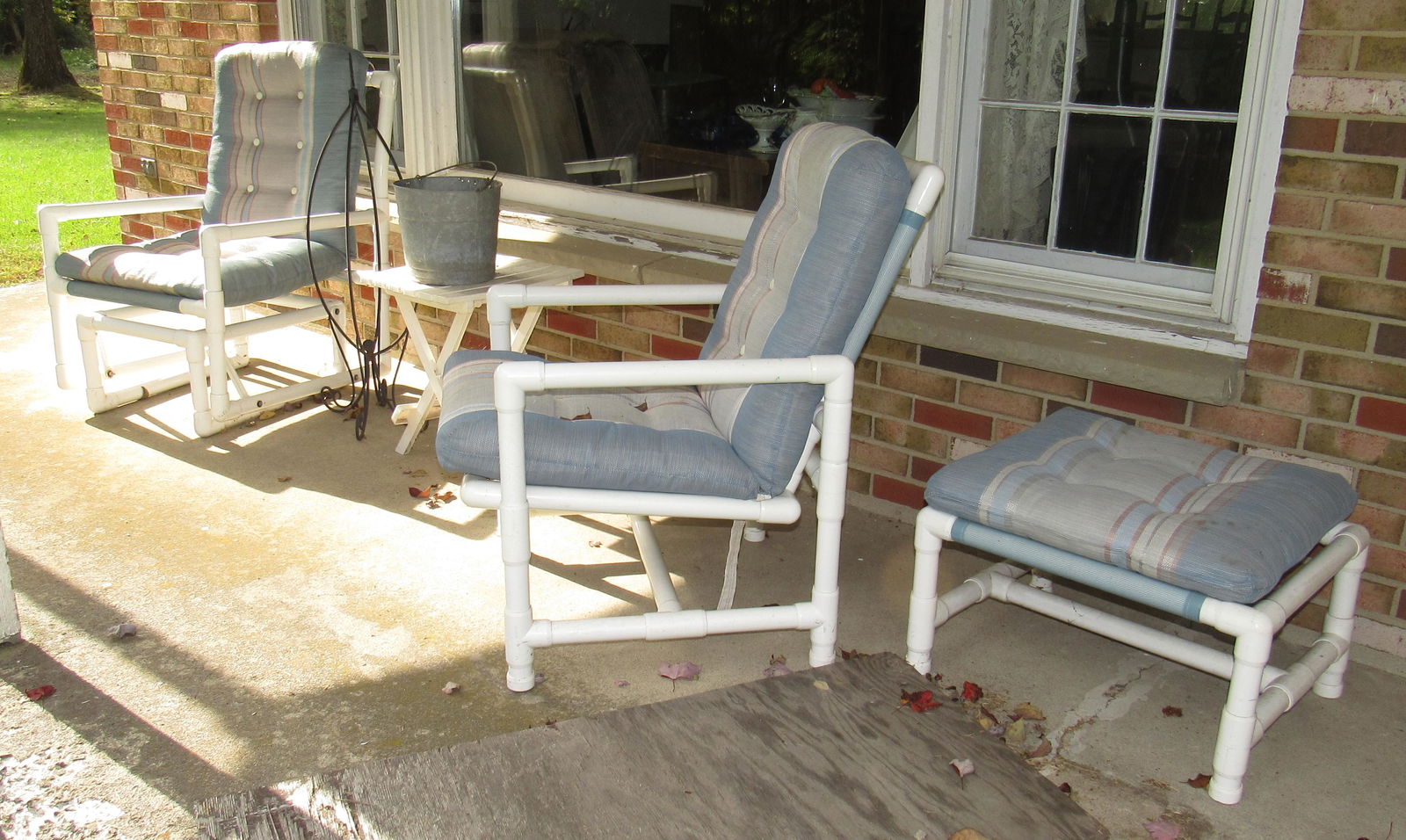 PVC Chair Glider, Ottoman , Table & Yard Art: Getting all pictured on porch