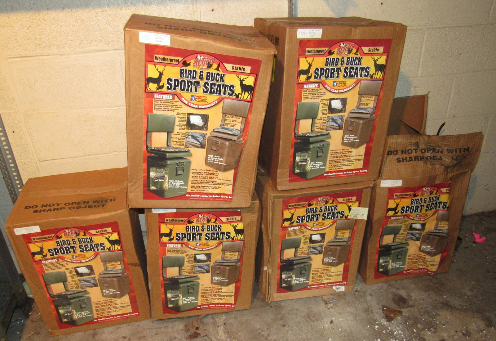 6 Action Bird & Buck Sports Seats: Never used