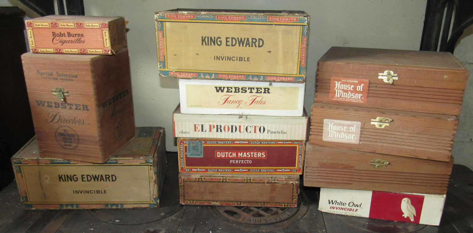 Cigar Boxes: Getting all pictured