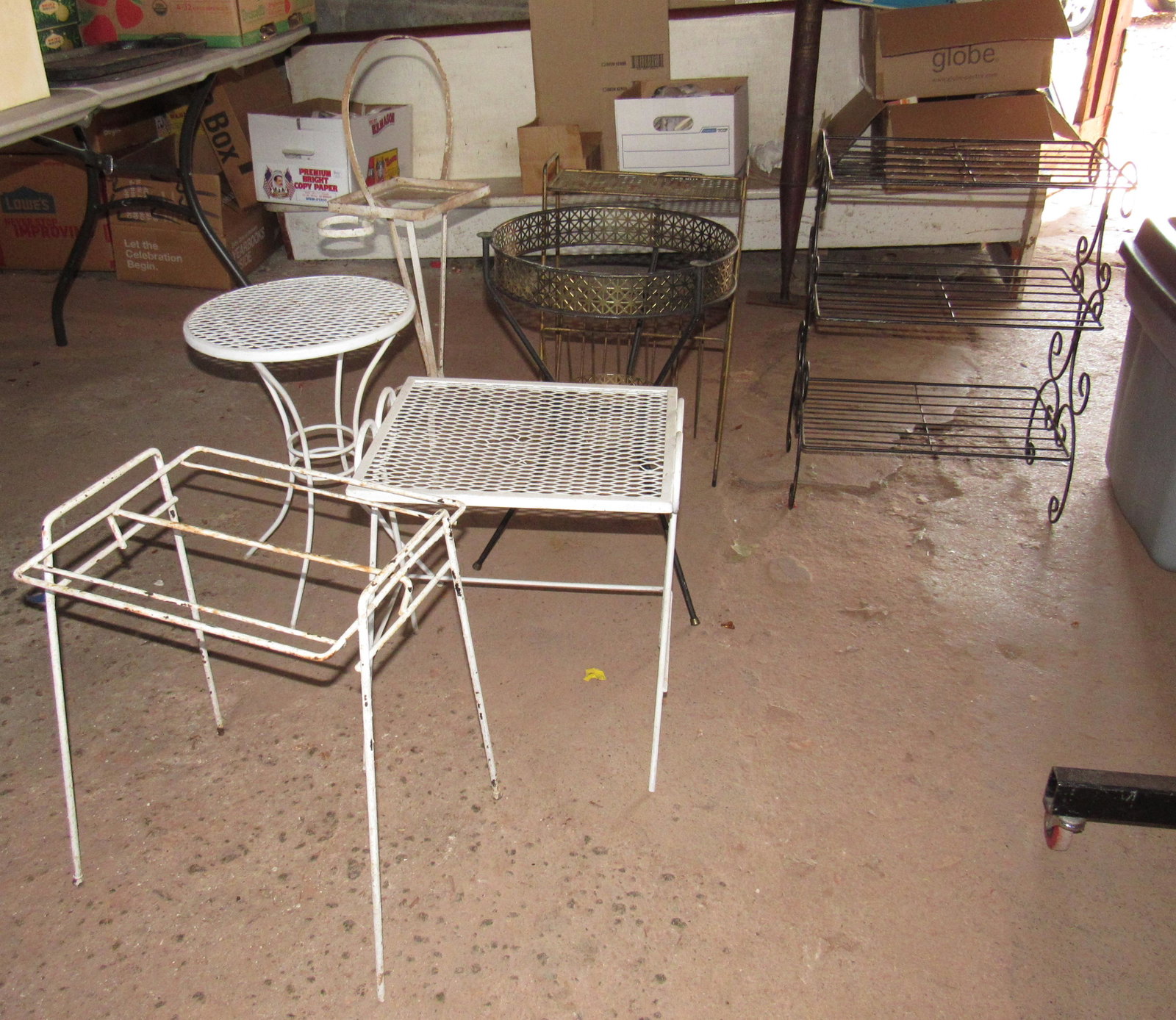 Vintage Metal Plant Stands: Black round on is center is apprx 14" in diametet and 22 1/2" tall ( missing glass top)
