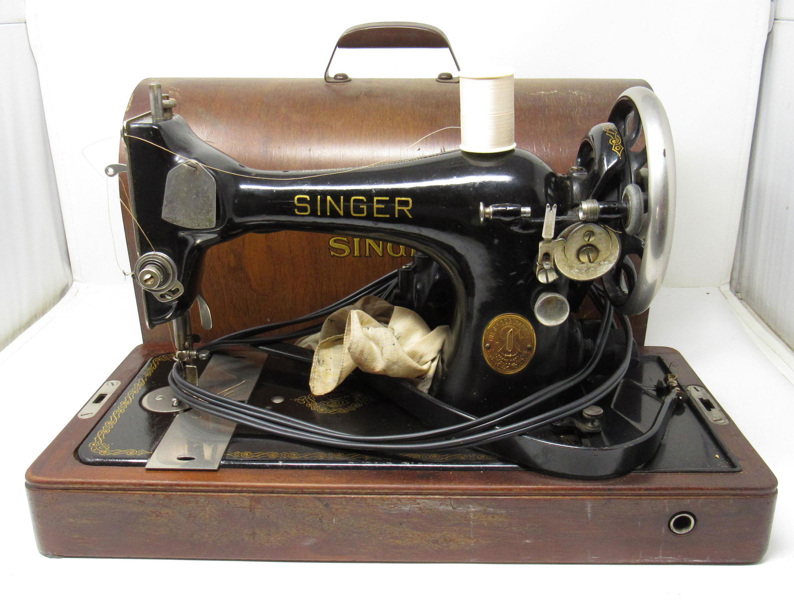 Singer Sewing Machine: Sewing Machine