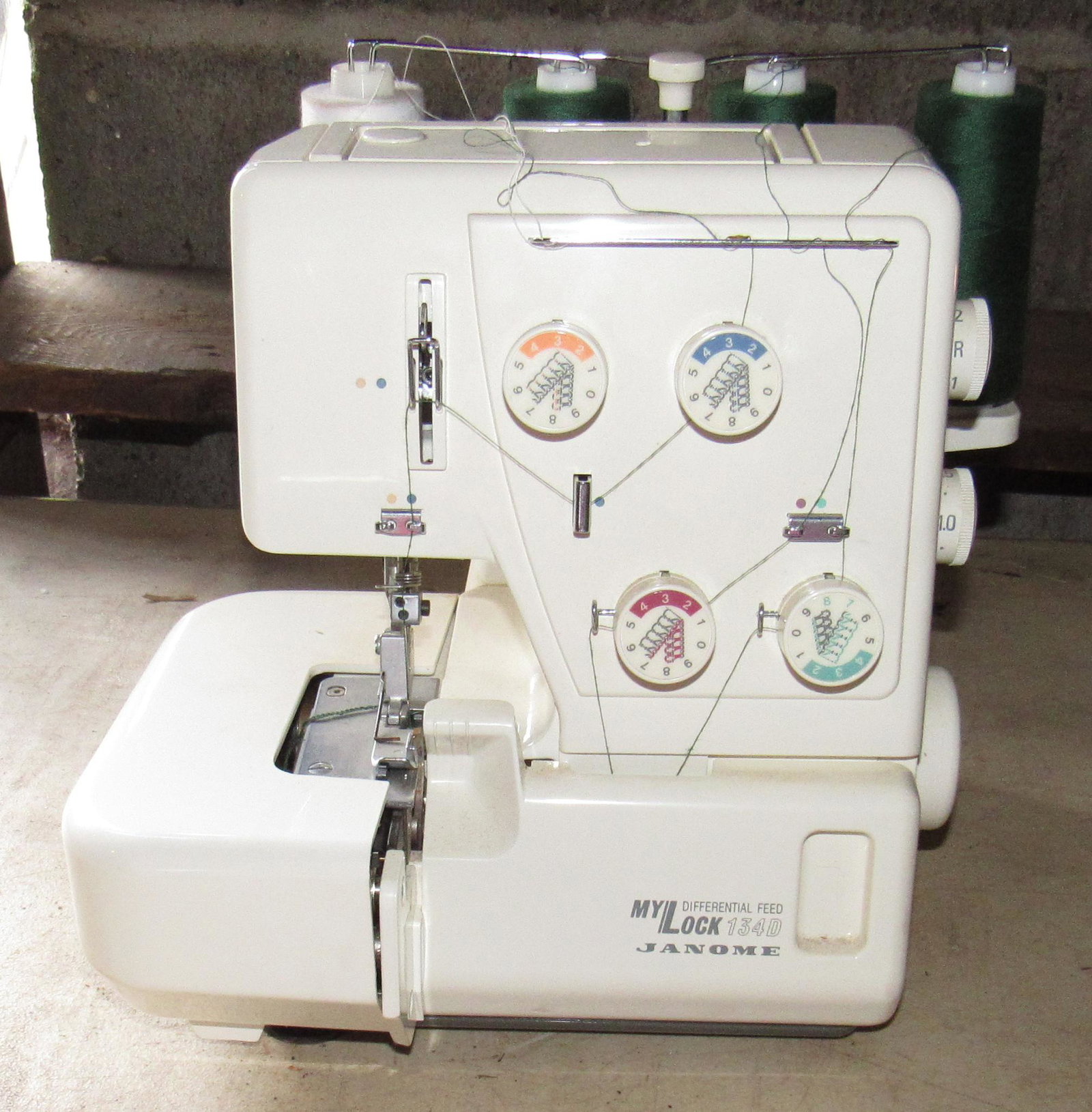 New Home My ock 134D Janome Sewing Machine: Sewing Machine