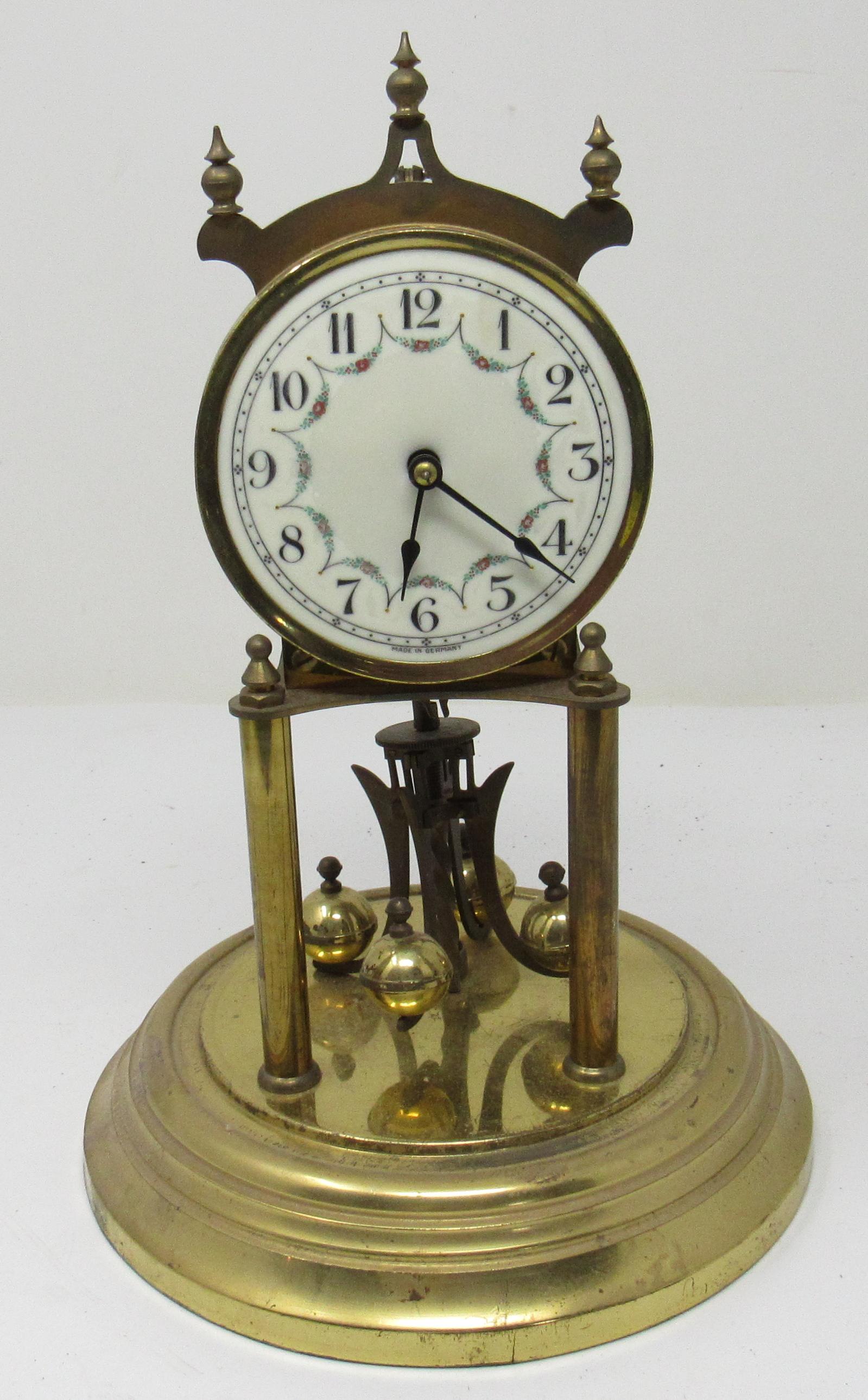Kenninger & Obergfell Germany Anniversary Clock: Approx 11" tall