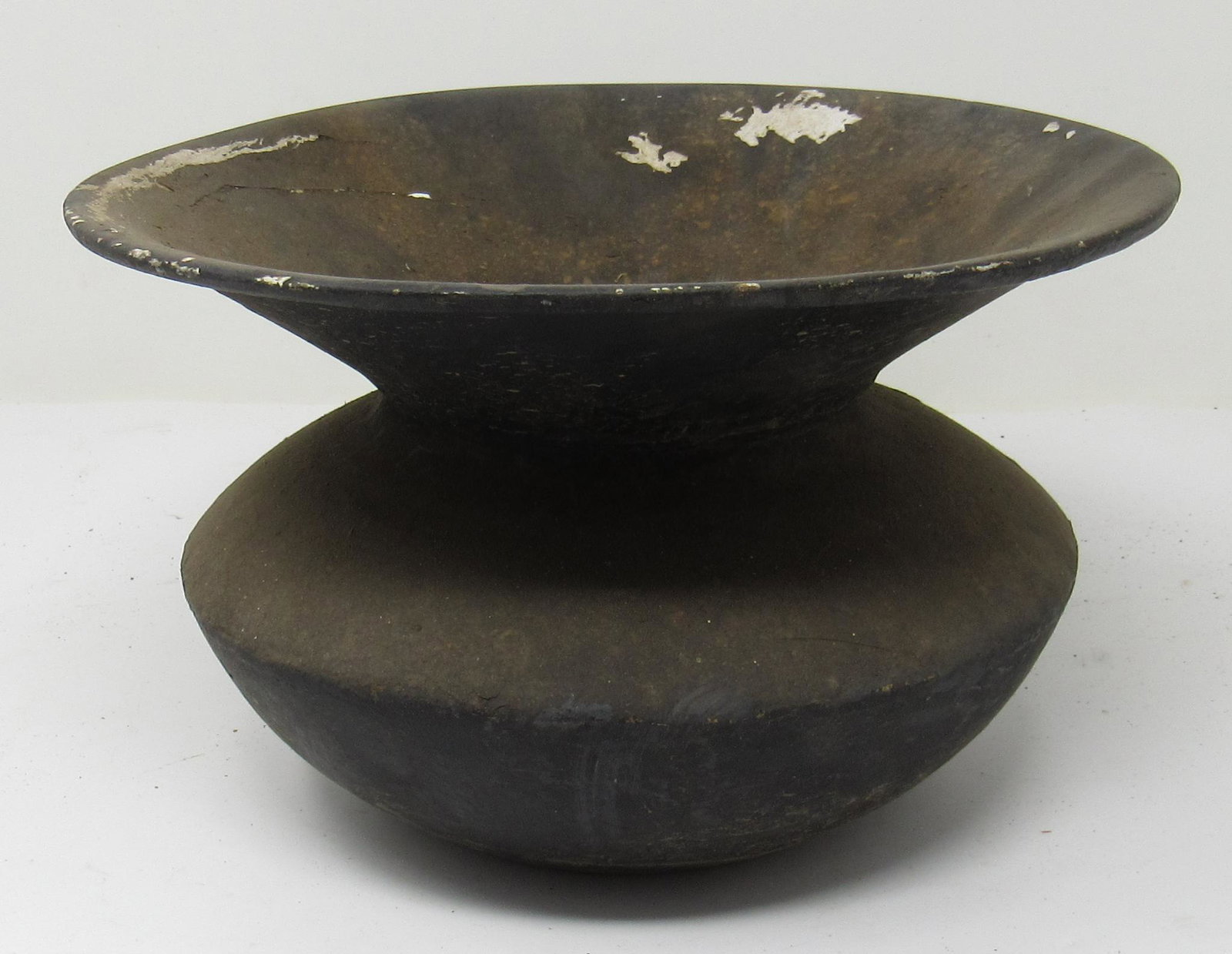 Cast Iron Spittoon: Apprx 8 3/4" in diameter and 5 1/4" tall