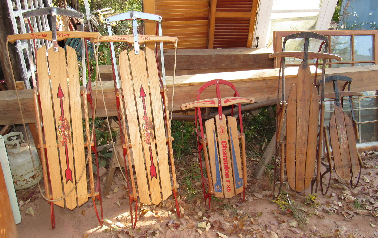 Vintage Sleds Flexible Flyer: Getting all sleds pictured