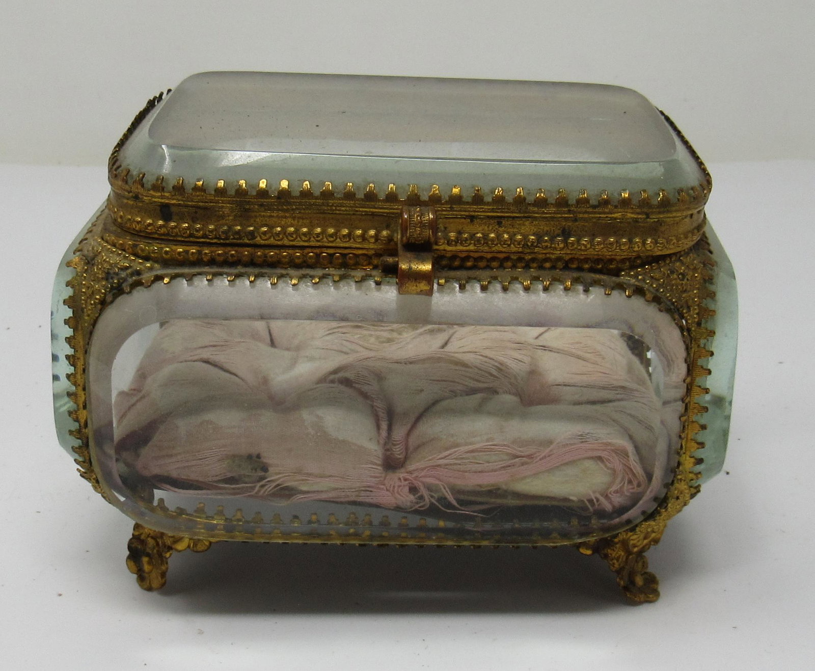 Glass Jewelry Box w/ Beveled Edges: Approx 3 3/4" x 5 1/4" x 4" tall.