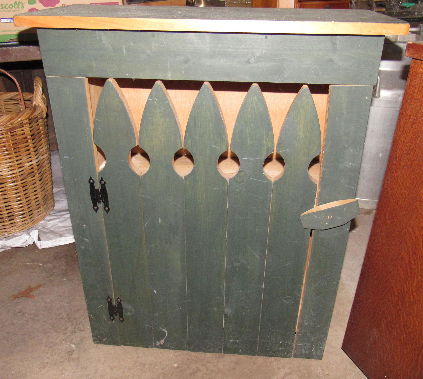 Green Cabinet Round Table Stereo Cabinet Ethan Allen: Green cabinet is approx 11 1/4" x 26" x 32" tall( needs to be cleaned ), round table is apprx 28" in diameter and 20" tall ( has staining to top & Needs to be cleaned ), bed is approx 42" wide and 42"