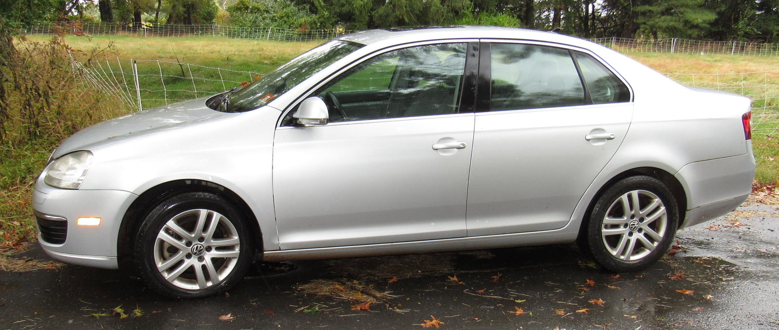 2009 Volkswagen Jetta TDI Diesel: Manual six speed, with 162,971 miles. Has NJ TitleInspected until December