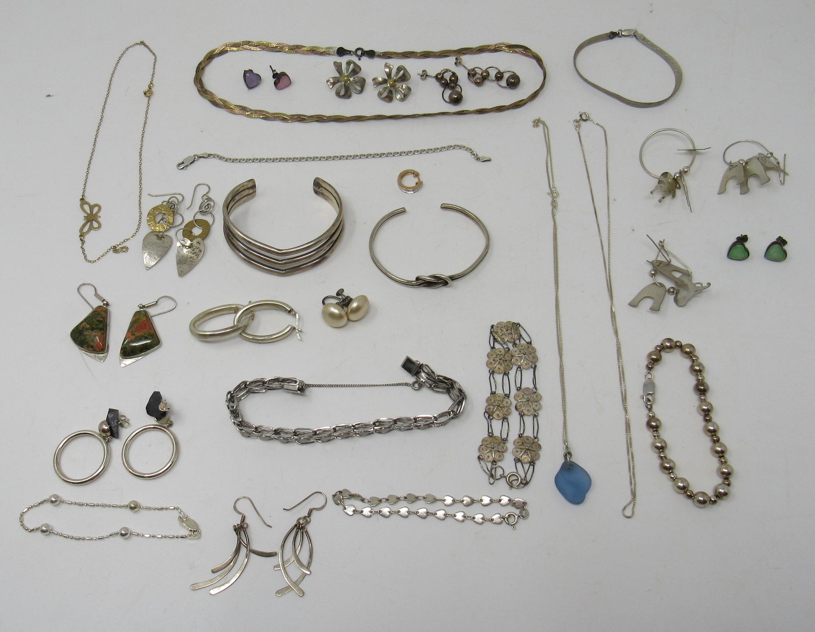 Sterling Silver Estate Jewelry Bracelets Necklces &: Getting all jewelry pictured