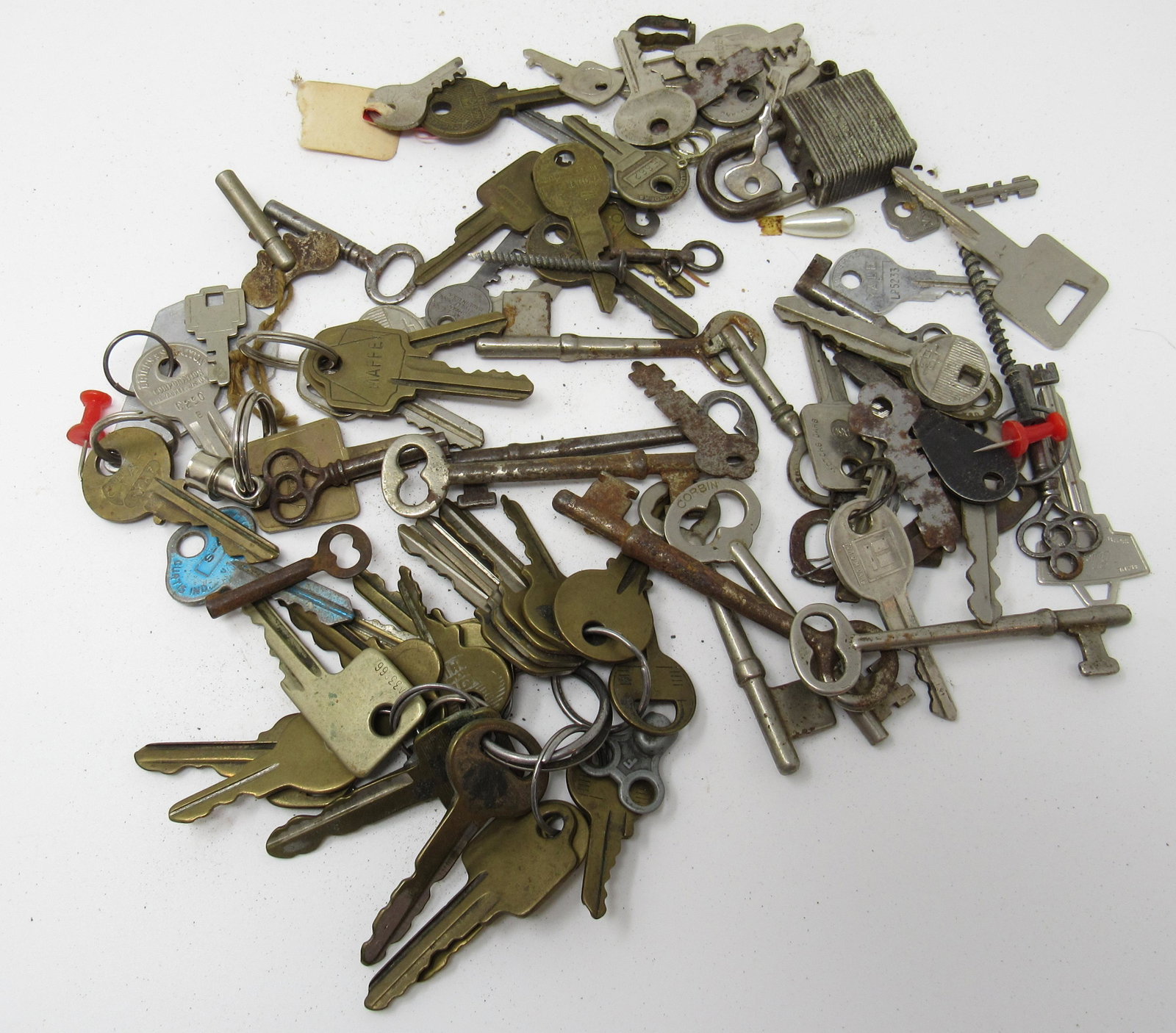 Antique & Vintage Keys Incl Skeleton: Getting all pictured