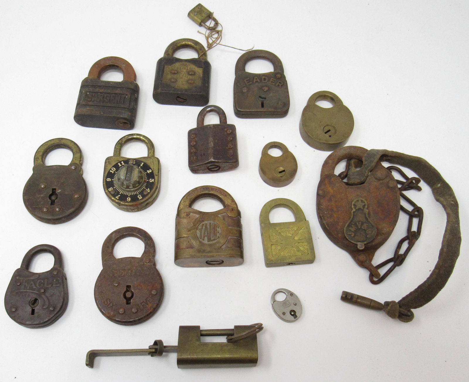 Antique & Vintage Padlocks: Getting all locks pictured