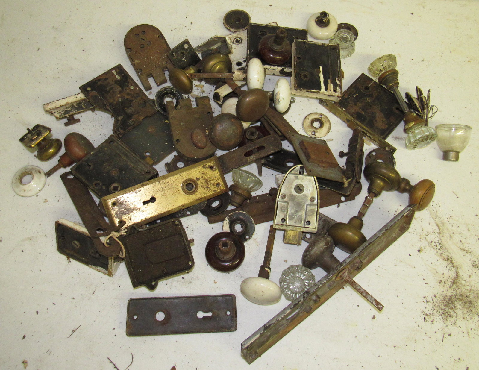 Glass Brass Porcelain Door Knobs Locks & Hardware: Getting all pictured