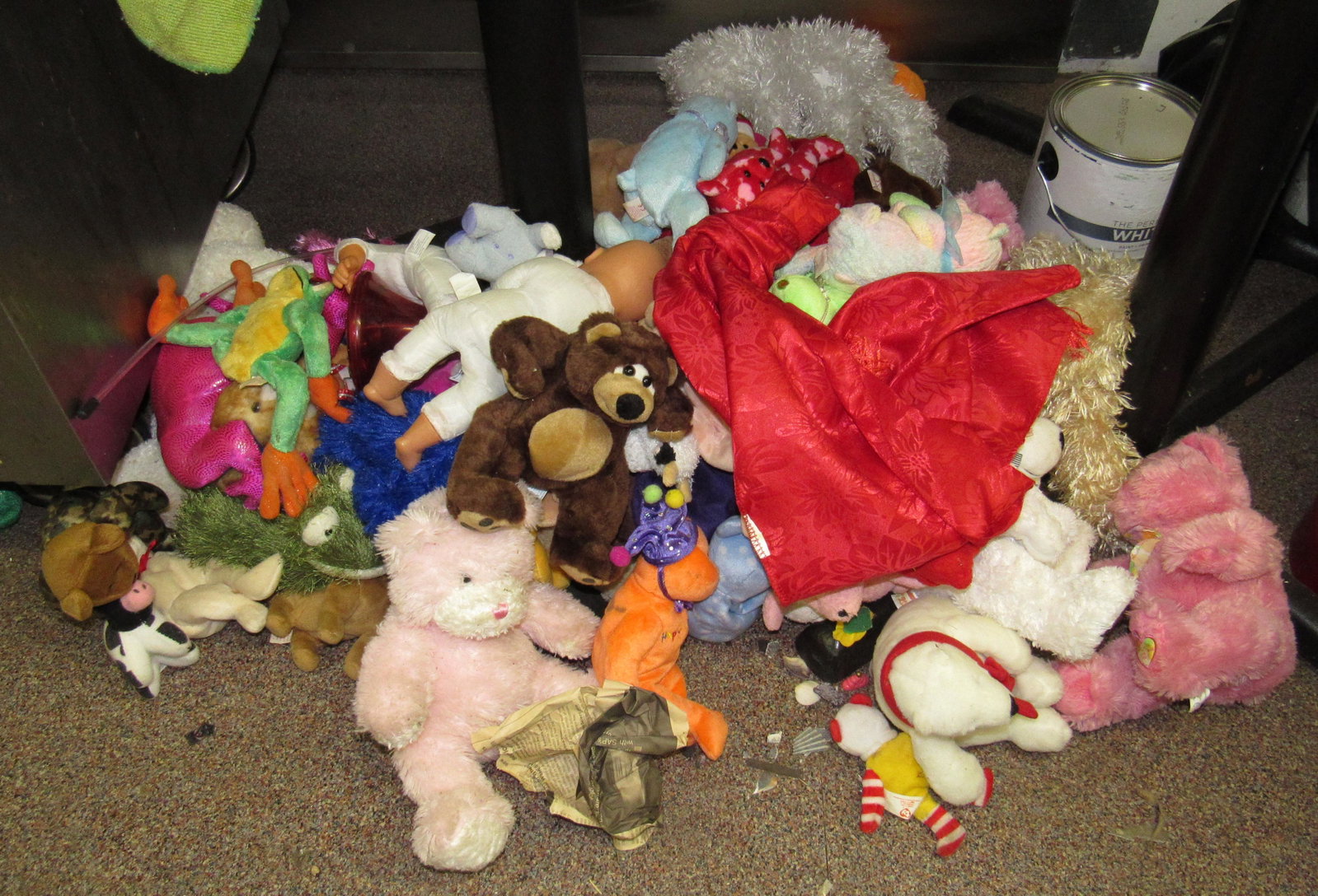 Stuffed Animals & Beanie Babies: Getting all stuffed animals pictured.