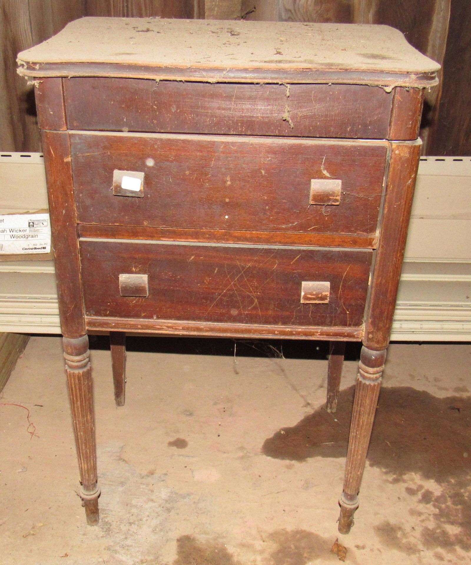 Sewing Stand: Approx 12 3/4" x 16 3/4" x 26" tall
