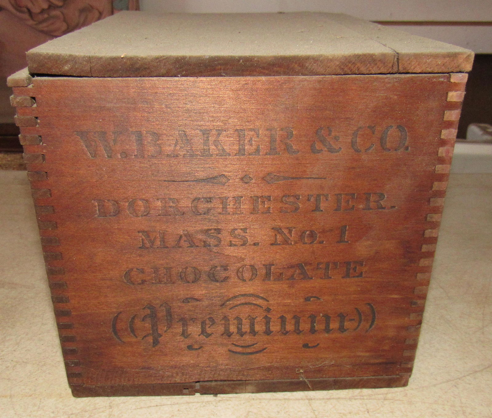 Walter Baker Dorcester Mass Wooden Chocolate Box: Approx 7 1/2" x 10 1/2" x 7" tall