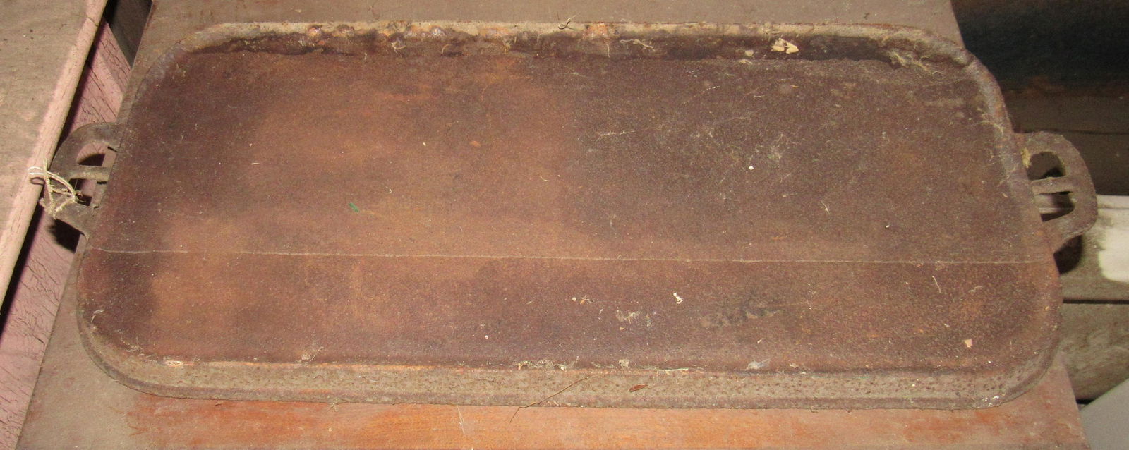 Cast Iron Griddle: Approx 9 7/8" x 24"