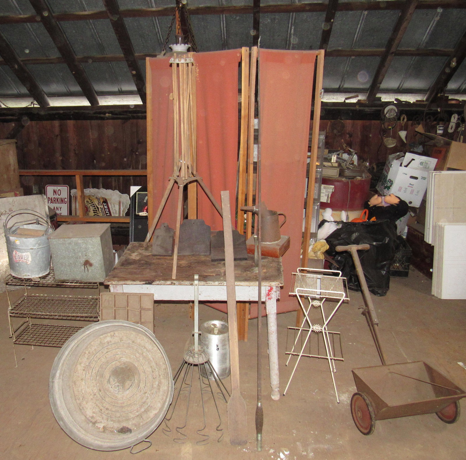 Primitives and Misc: Getting all pictured on / under table, in the front of it and to the sides of it. Nothing in the background . Screen is also not included.