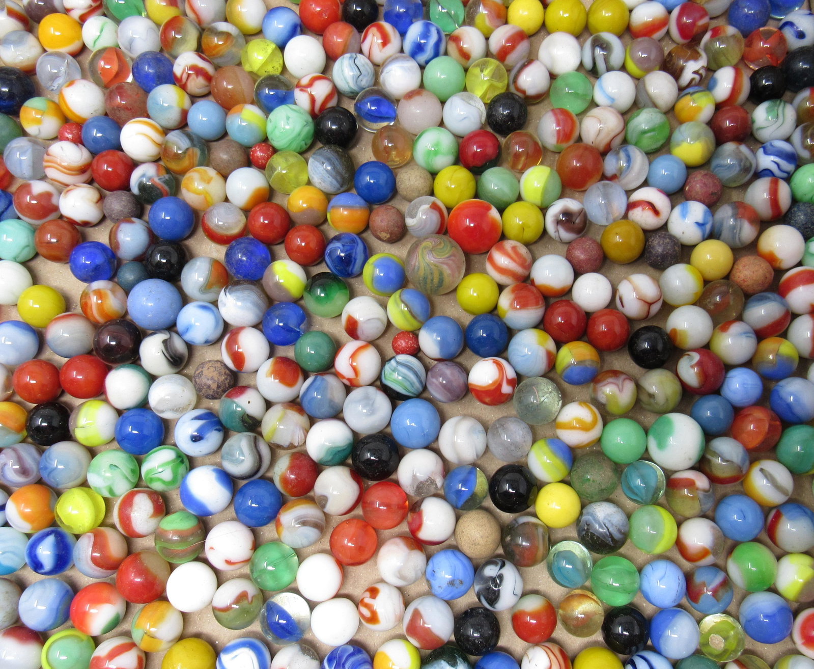 Box of Marbles: Getting all pictured.