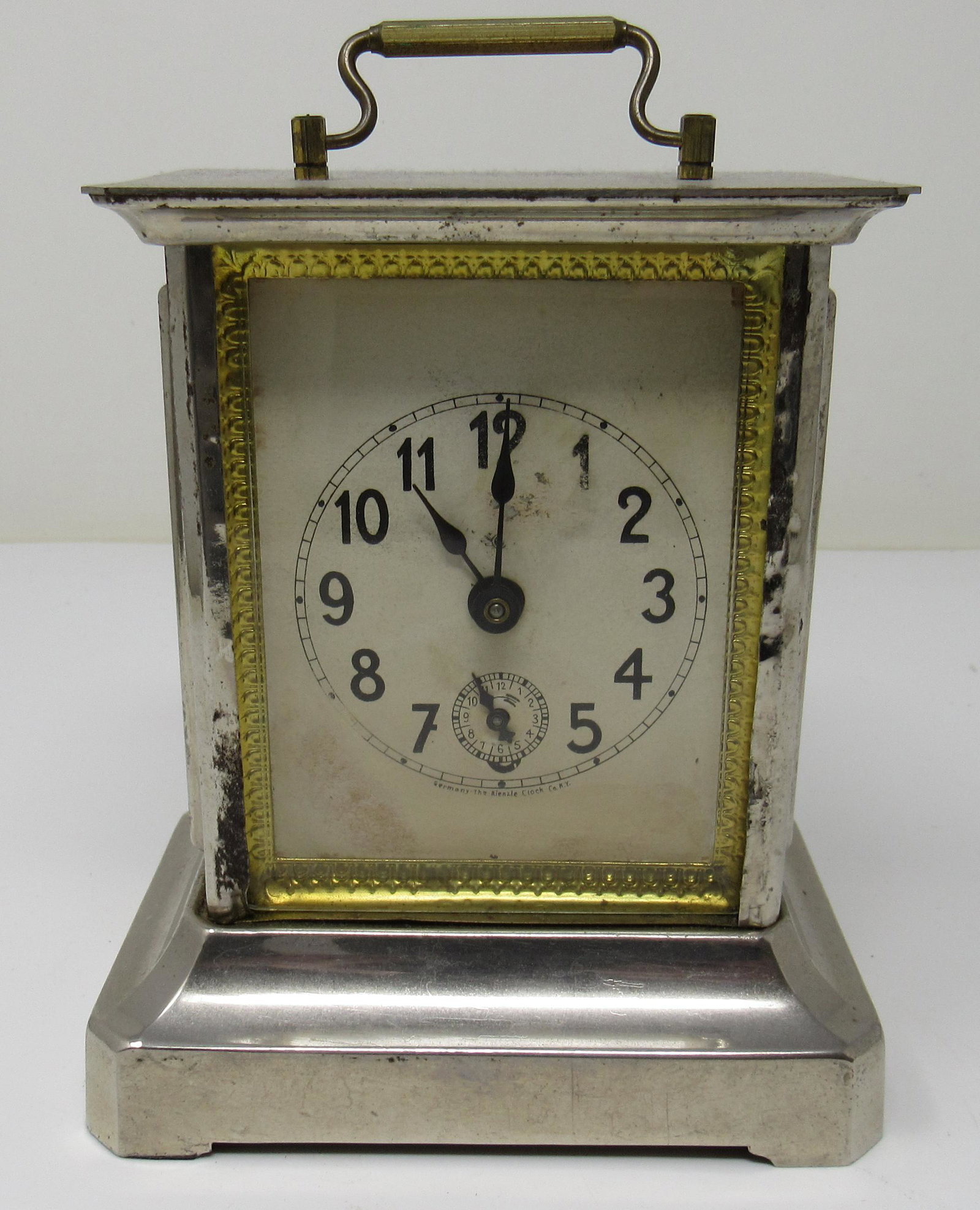 Kienzle Clock Co Germany: Approx 4" x 5 1/4" x 7 1/4" tall.
