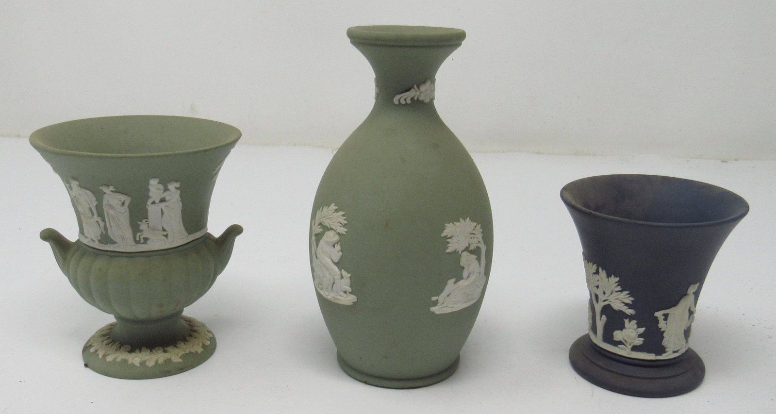 Wedgwood Vase Urn & Toothpick Holder: Vase is approx 5" tall