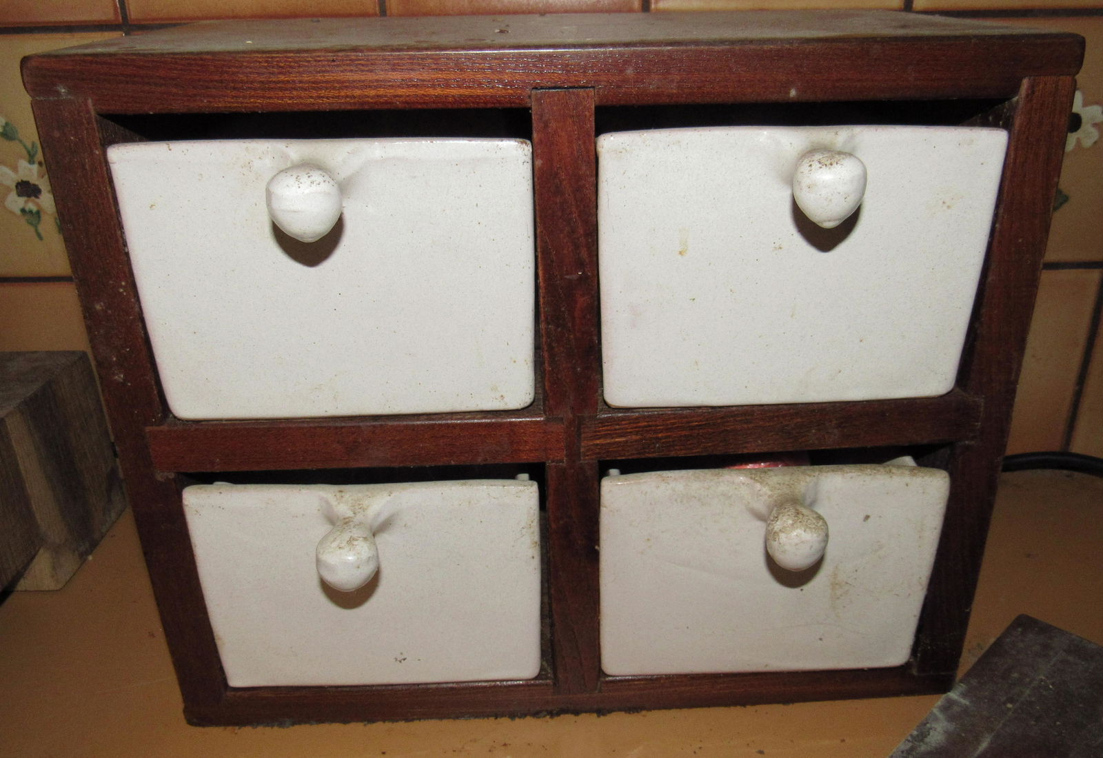4 Drawer Cabinet: Approx 7" x 13" x 10 1/2" tall