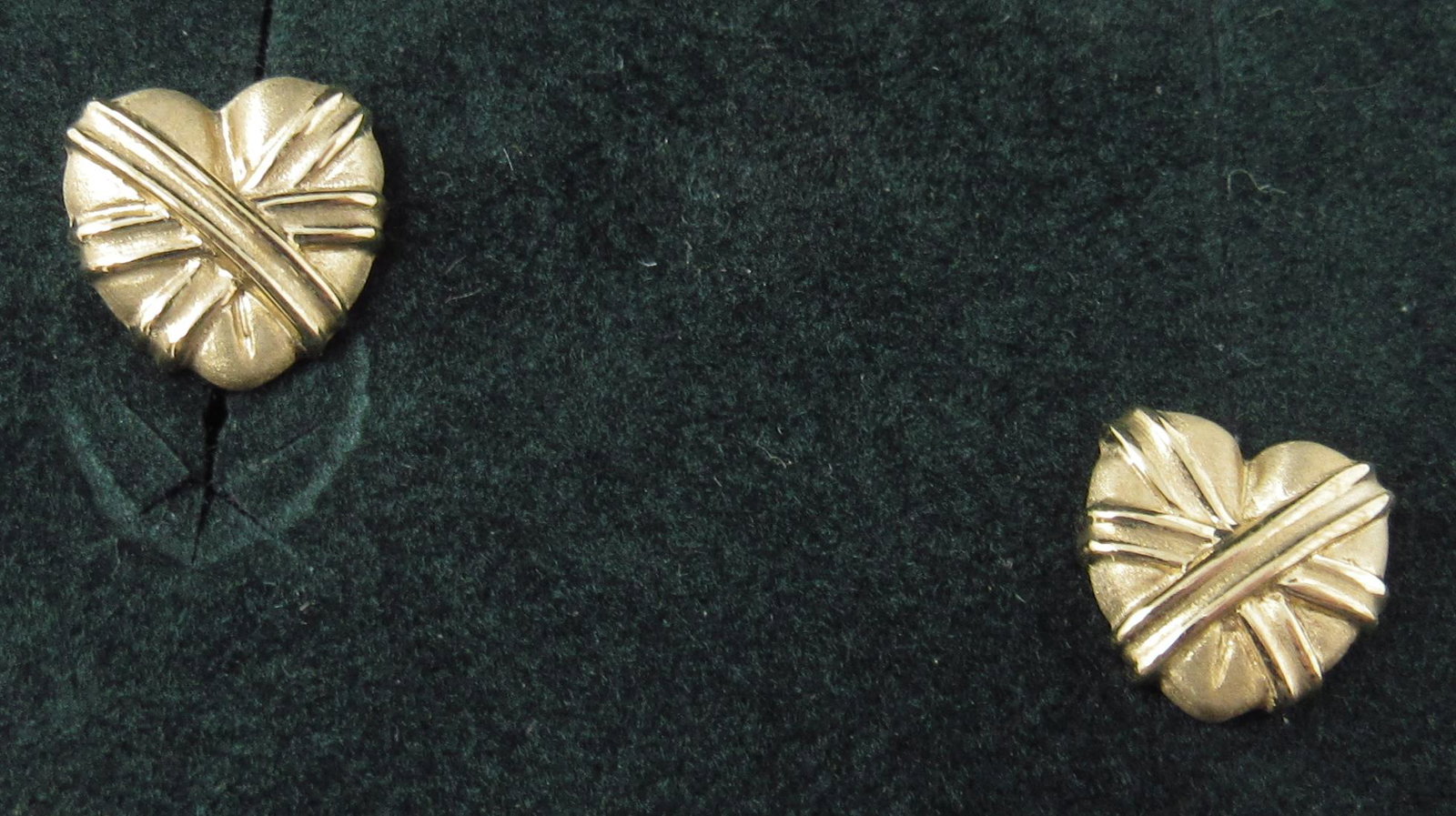 14k Gold Kieselstein Cord Earrings: Approx 7/16" x 1/2"