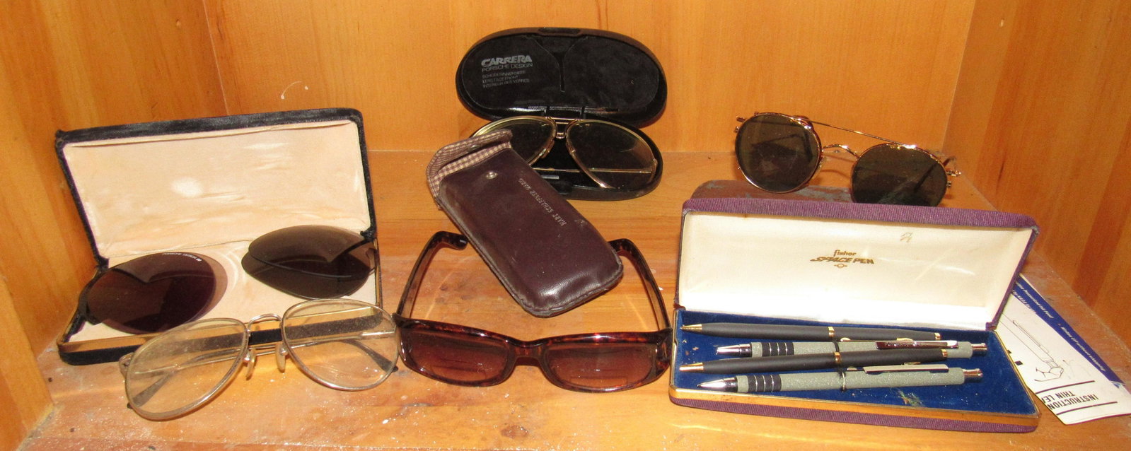 Vintage Eyeglasses and Sunglasses: Getting all pictured