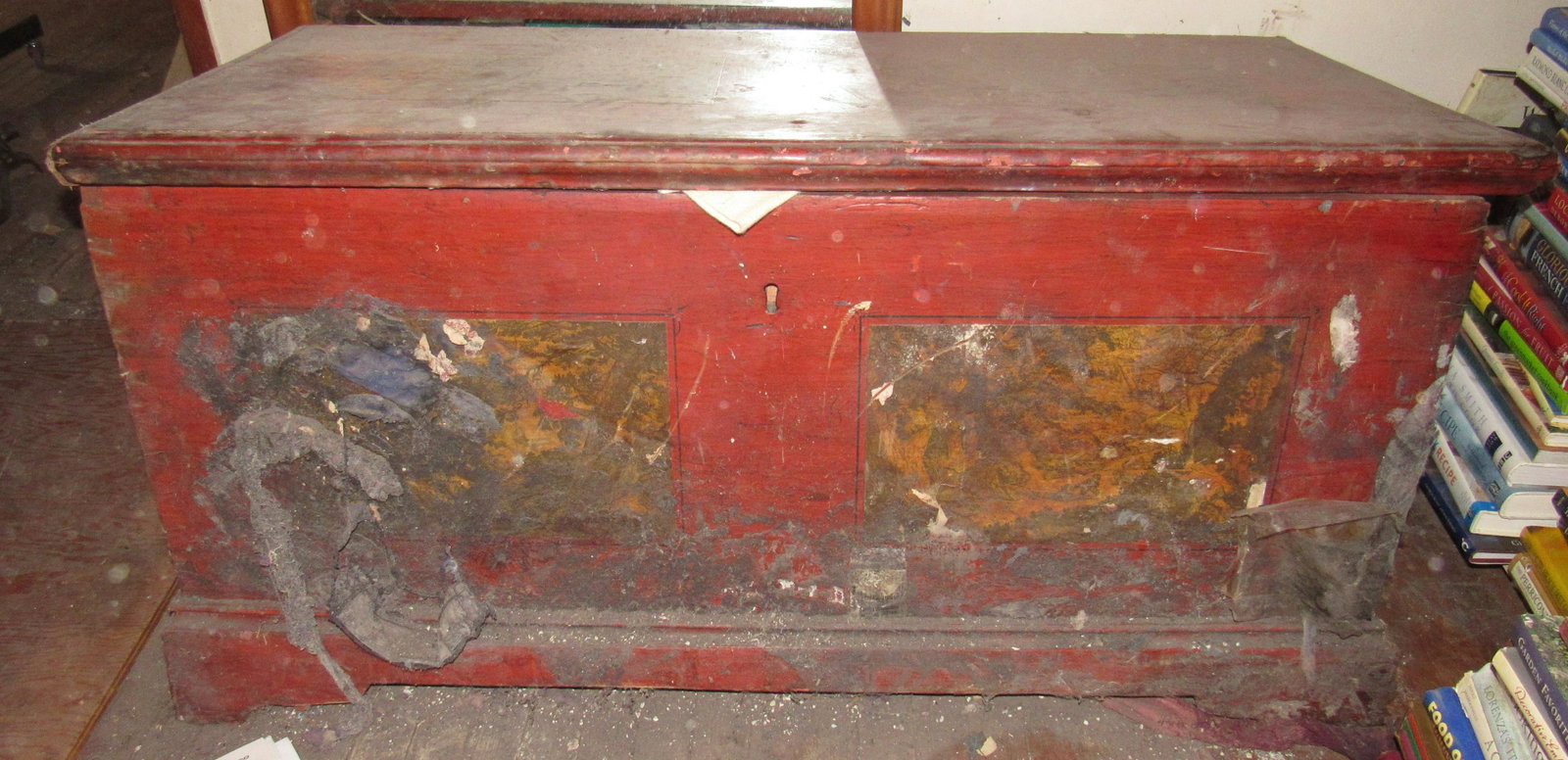 Blanket Chest: Approx 22 1/2" x 49 1/2" x 24" tall