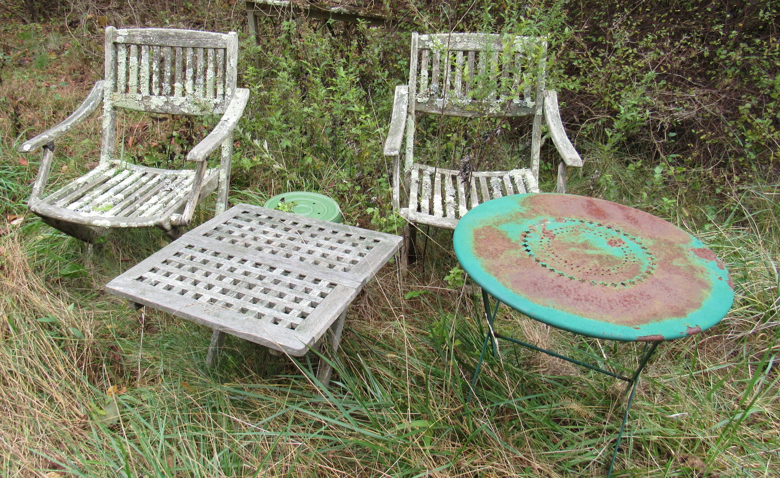 Kircodan Teak Chairs and Table: Getting all pictured. Did not see the Kircodan label on table.