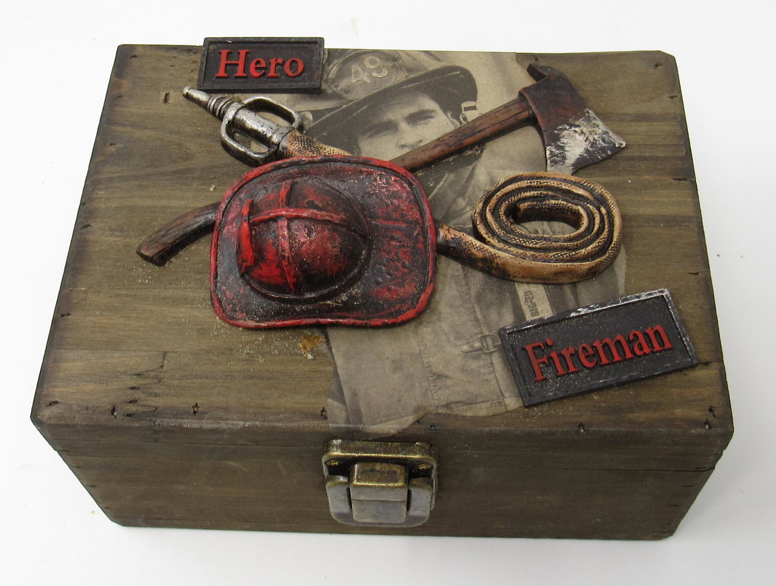 Firemans Trinket Box: Approx 5 1/2 "x 7 1/2" x 5 1/4" tall