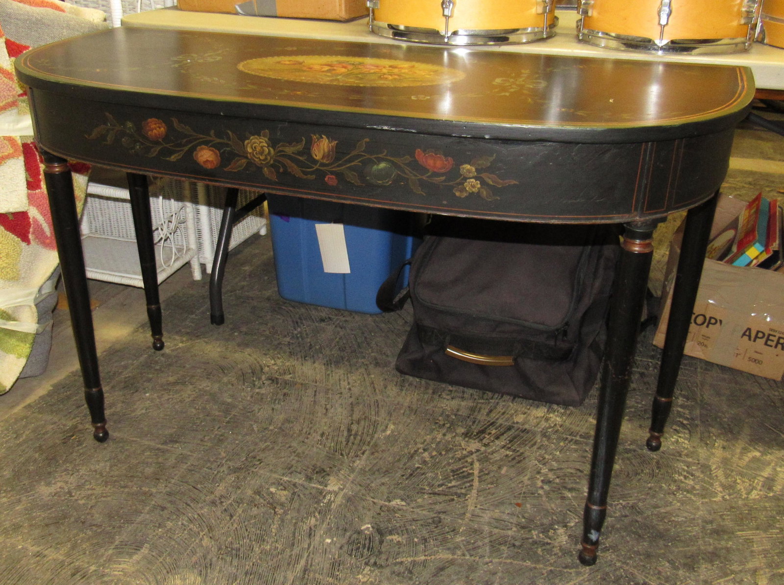 Hitchcock Style Sofa Table: Approx 19 1/2" x 46 3/4" x 28 3/4" tall