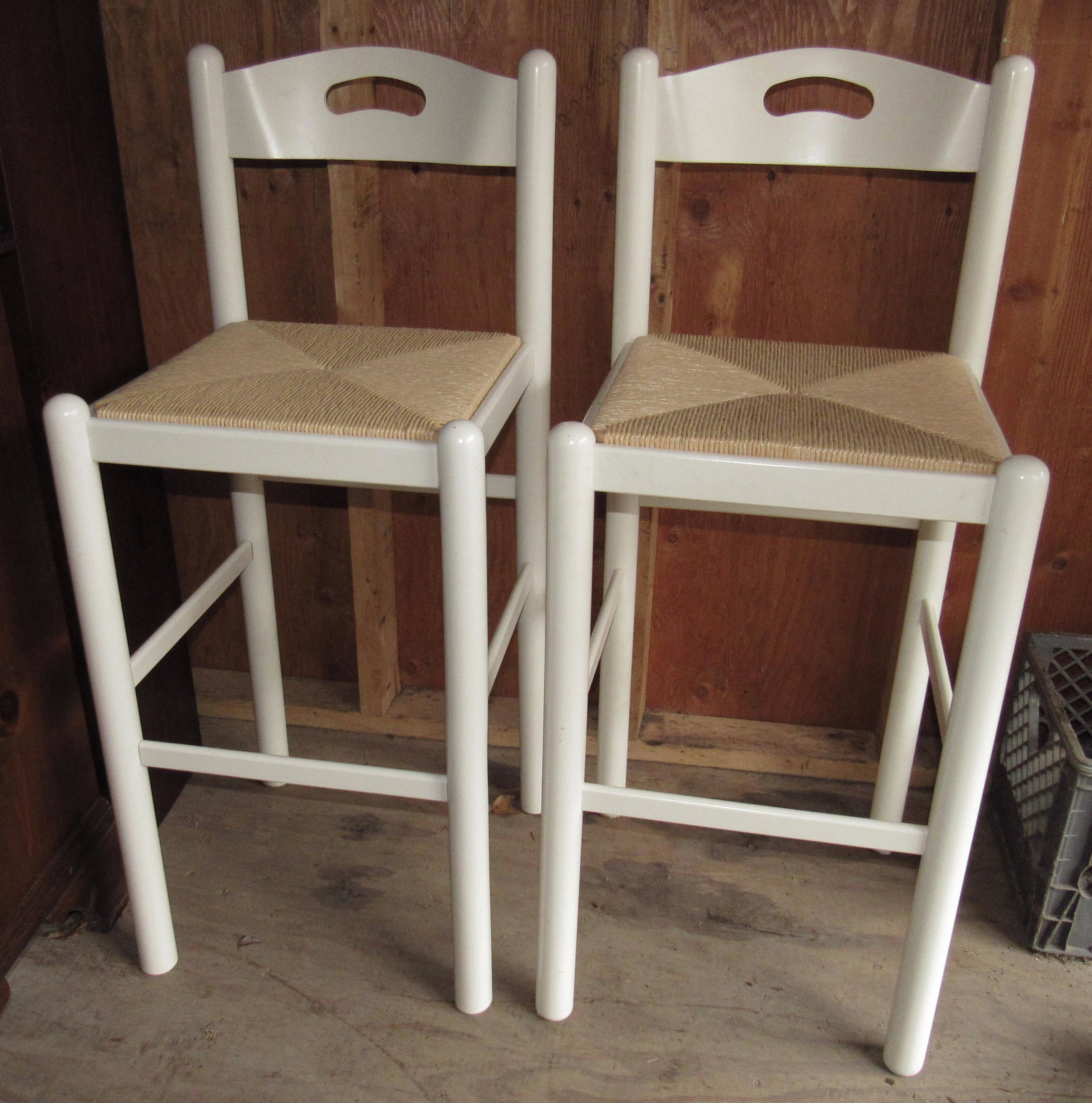 Bar / Island Stools: Approx 28 1/2" to seat and 40 1/2" total height