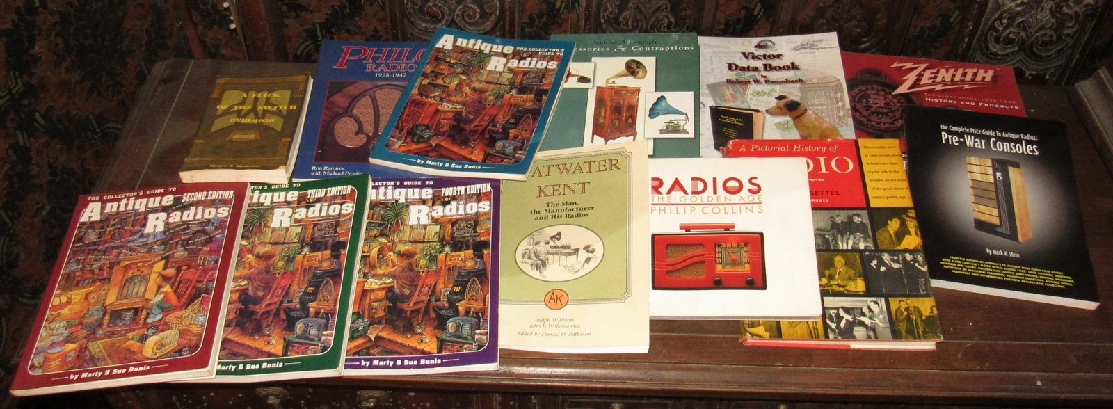 Philco Victor Atwater Kent Console Radio Books: Getting all pictured