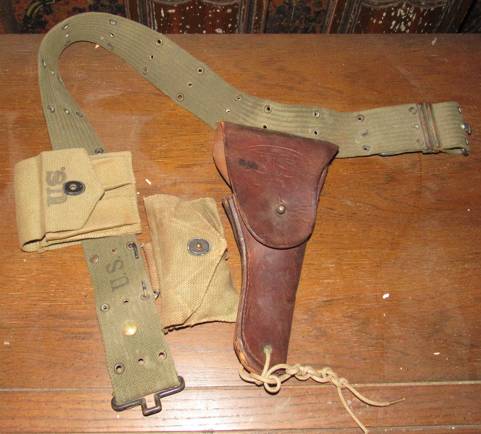 1943 Graton & Knight US Leather Pistol Holster: Gun holster is Approx 10 1/4" long. Comes with all pictured