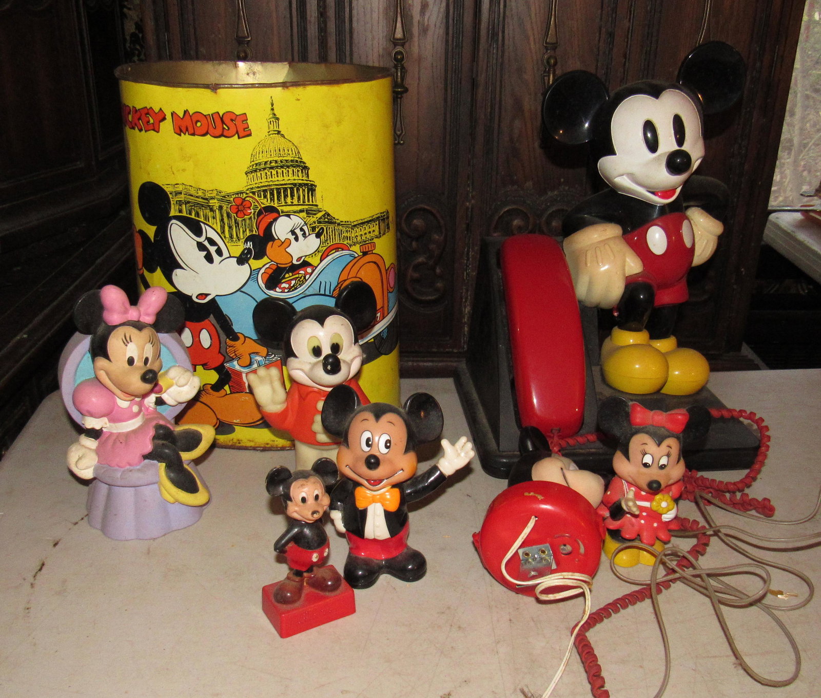 Mickey Mouse Phone Trash Can Pencil Sharpener Banks: Getting all pictured on table