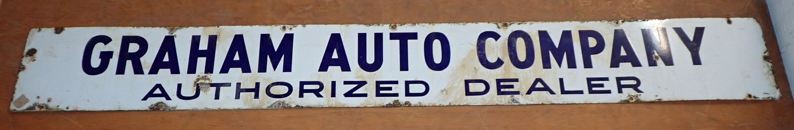 Graham Auto Company Dealer Porcelain Sign (1 of 5)