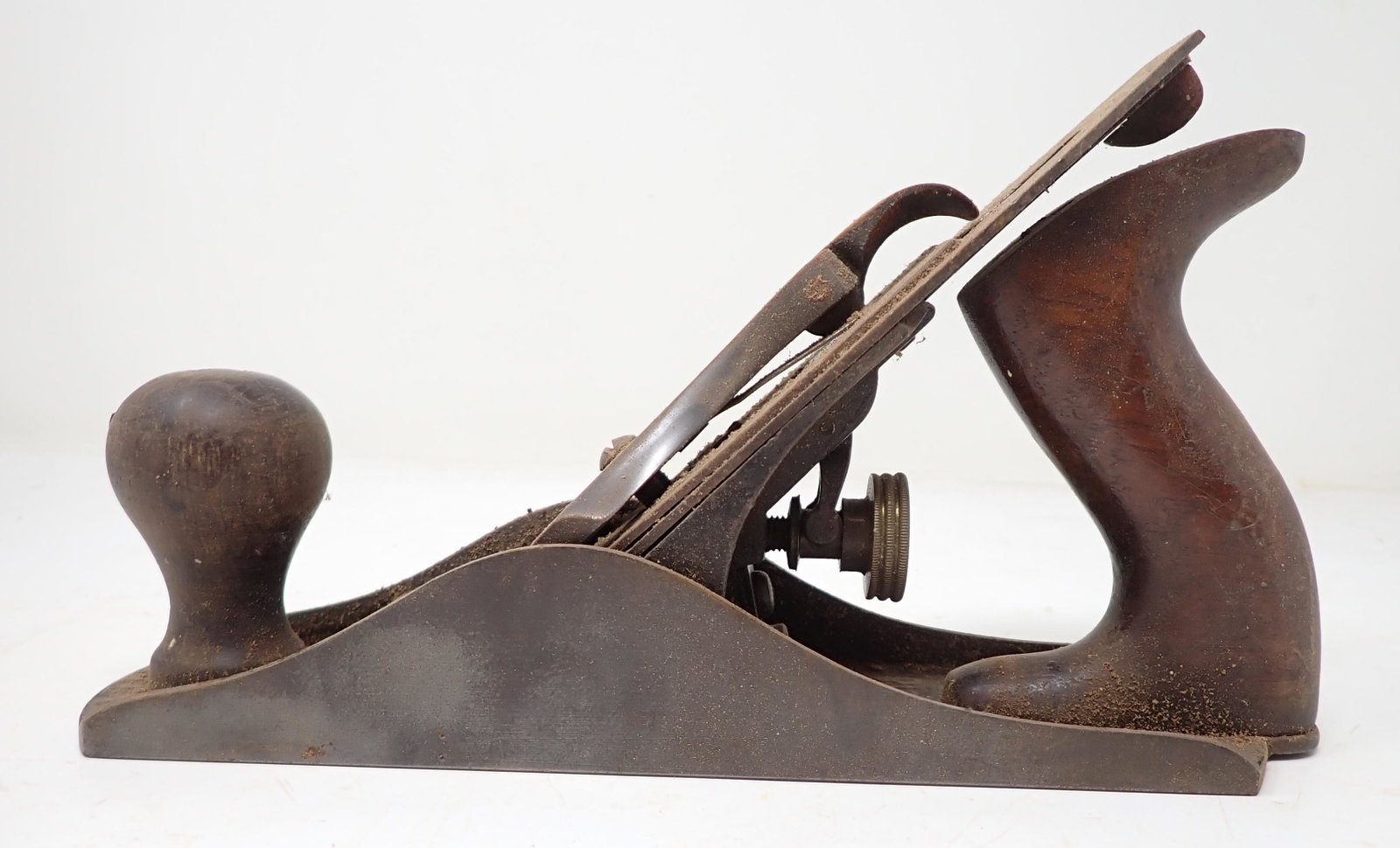 1910 Stanley Bailey Corrugated Plane: Approx 2 1/2" x 9 3/8"