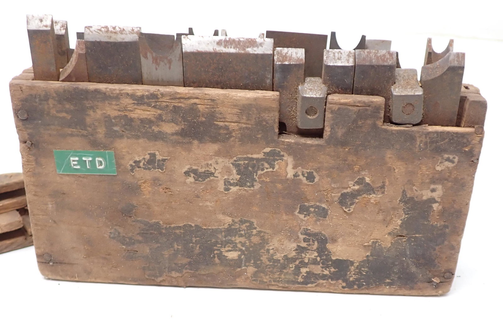 Plane Blades: Widest is apprx 1 1/4" wide and 3 3/4" long
