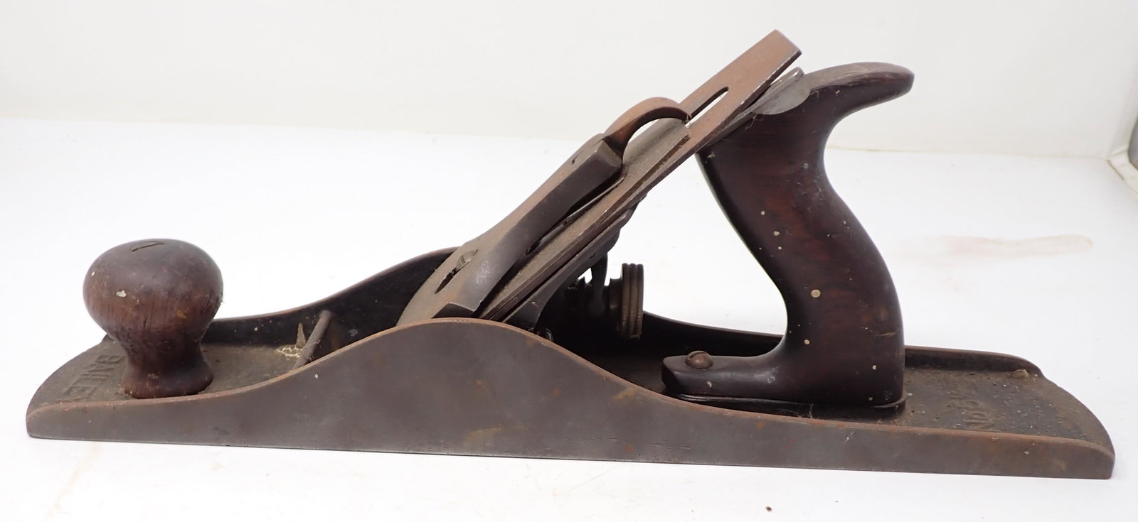 Stanley Bailey No 5 1/4 Sweetheart Plane: 1910 Patent Corrugated bottom