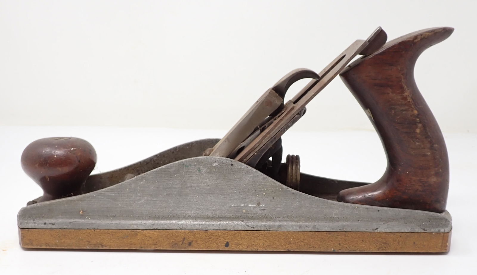 Stanley 6R Aluminum Plane: Apprx 2 1/4" x 10 1/2"