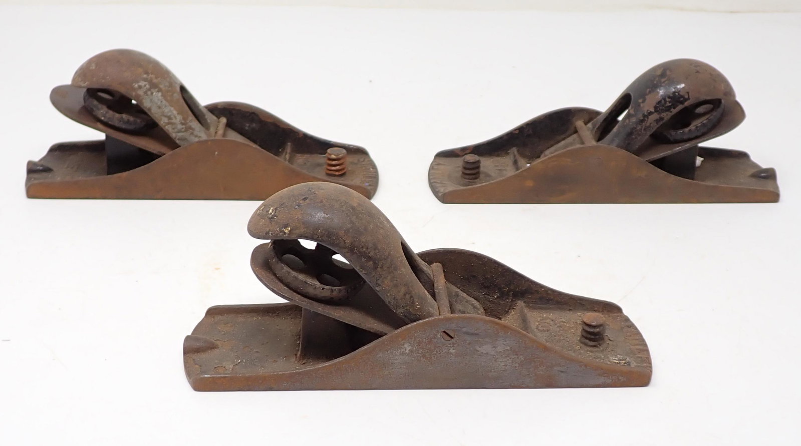 3 Stanley No 110 Block Planes: Getting all 3 pictured