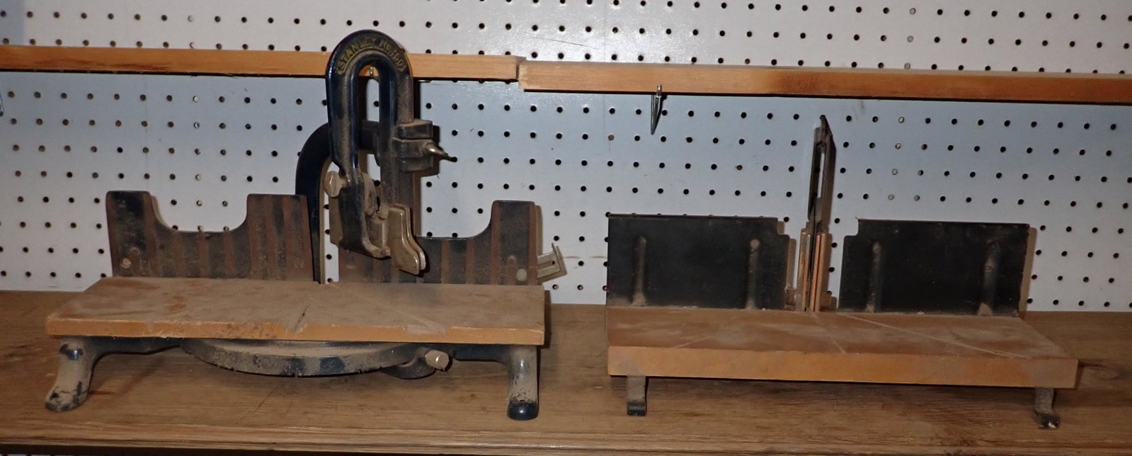 Miter Boxes incl Stanley No 150: Getting both