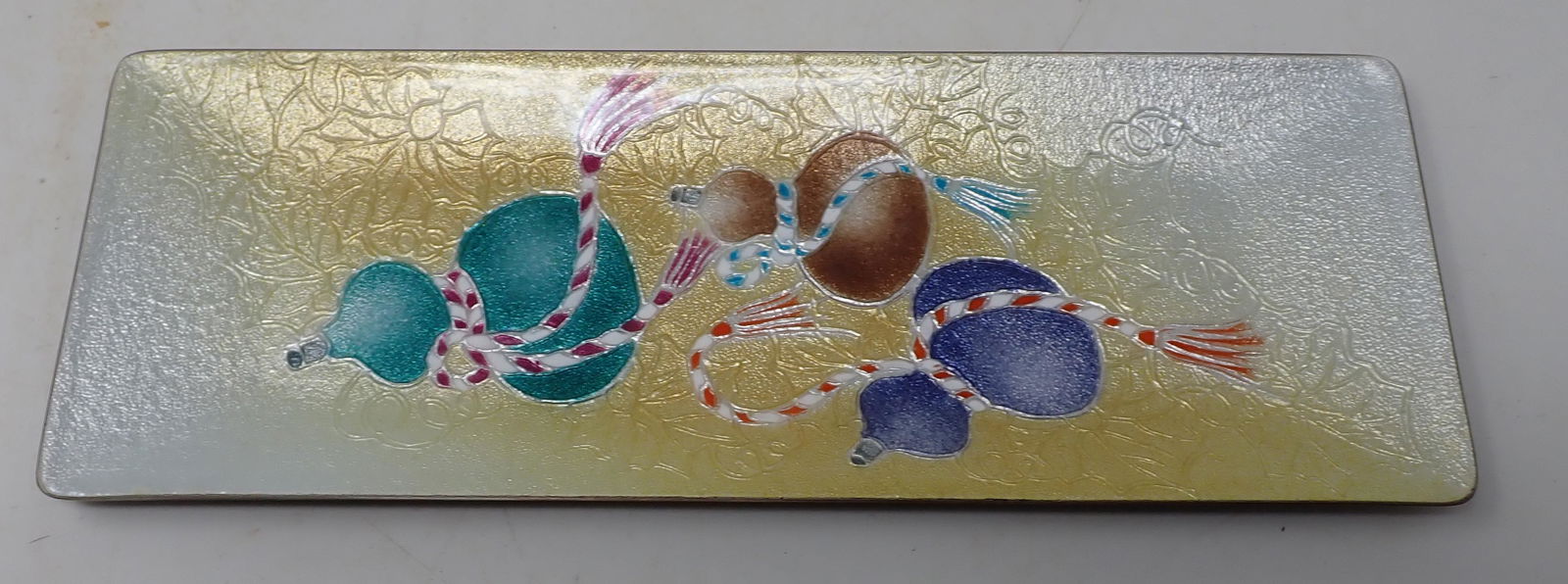 Enameled Tray: Apprx 3 1/2" x 9 1/2"