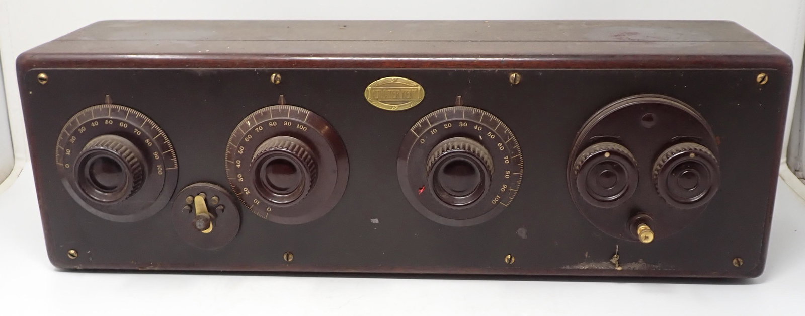 Atwater Kent Model 20 Receiving Set: Approx 5 1/2" x 19 3/4" x 6 1/2" tall