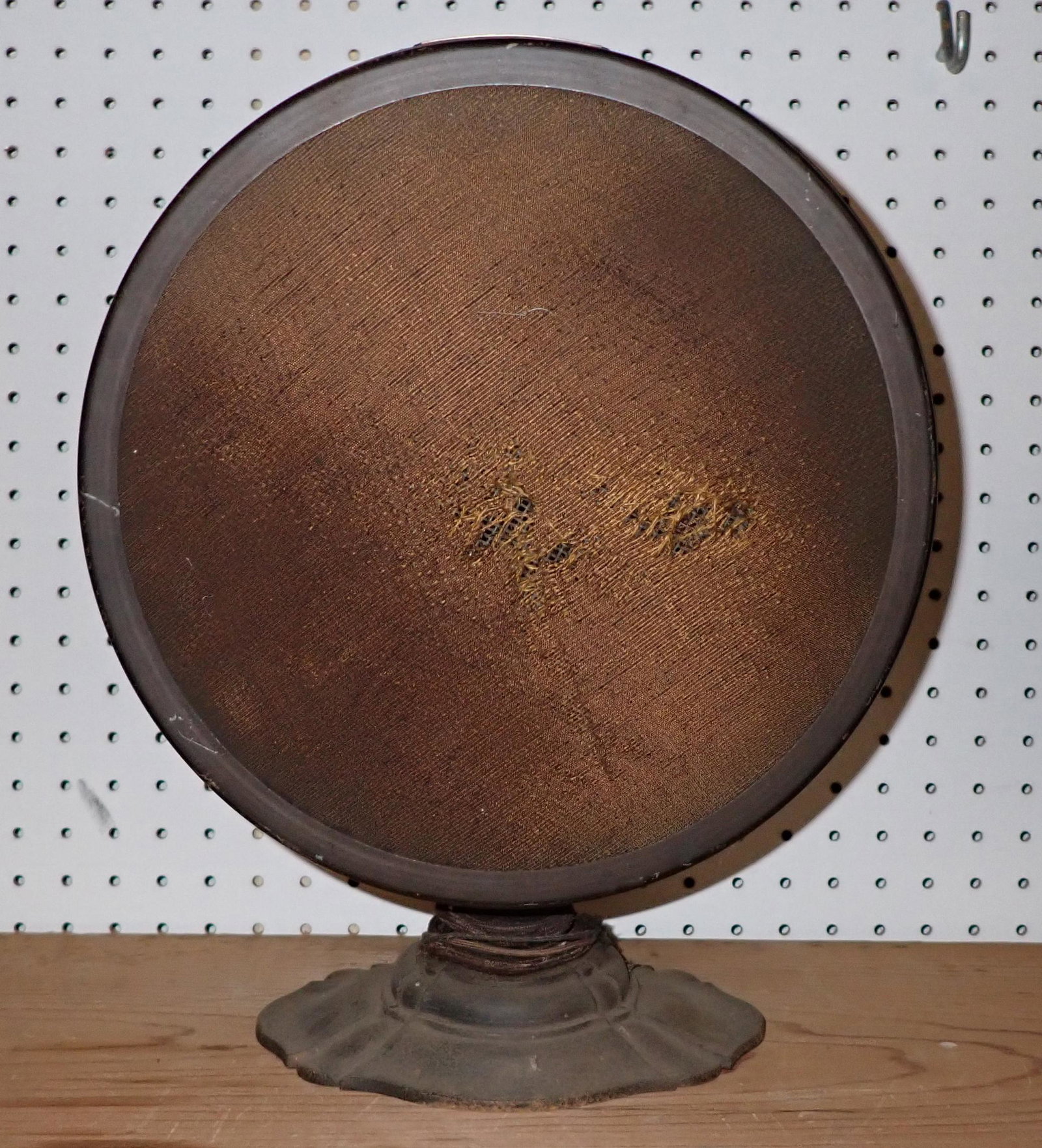 RCA Radiola Model 100 Loud Speaker: Approx 12 3/4" in diameter and 16" tall