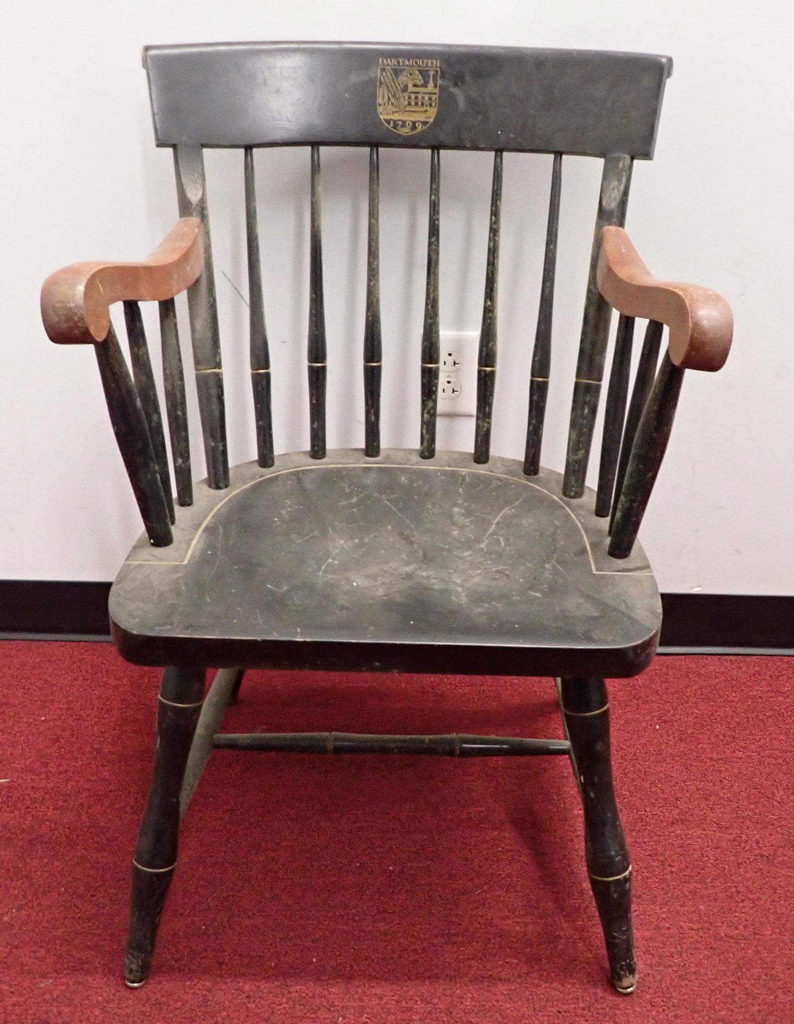 Nichols and Stone Dartmouth Chair: Chair