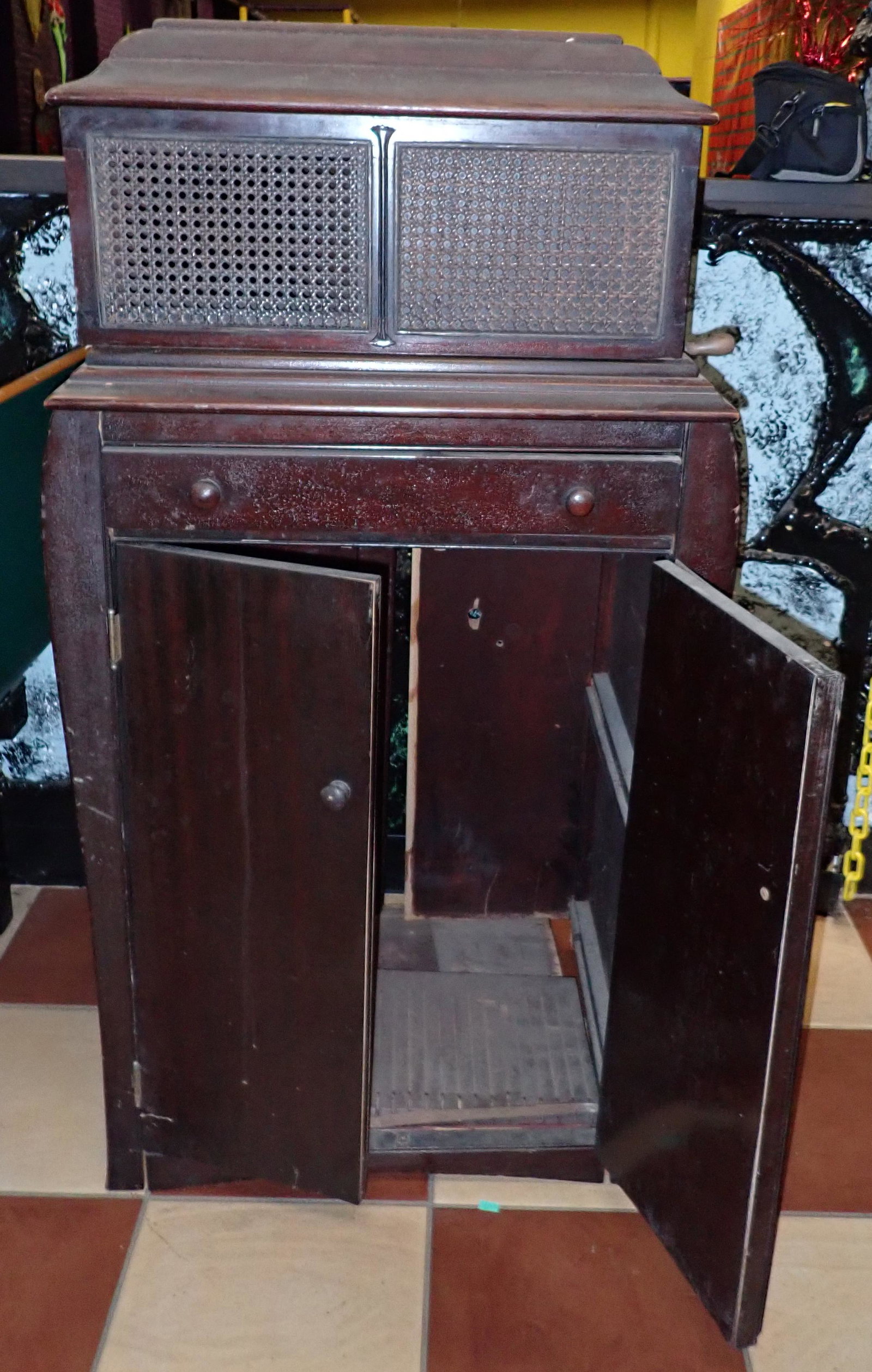 Premier Victrola with Record Cabinet: Victrola and cabinet